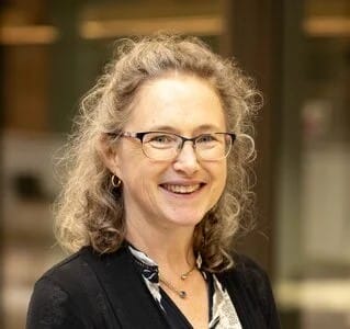 Dr Emma Gordon